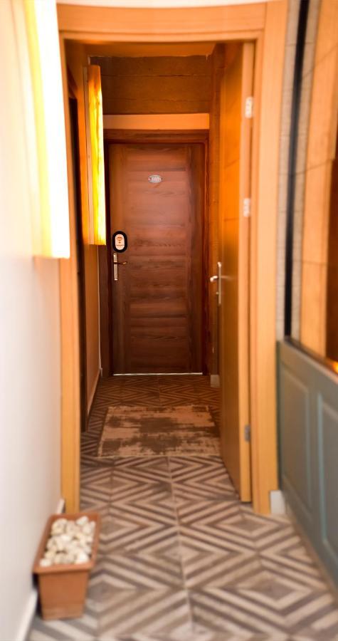 Hotel Mates Port 5*