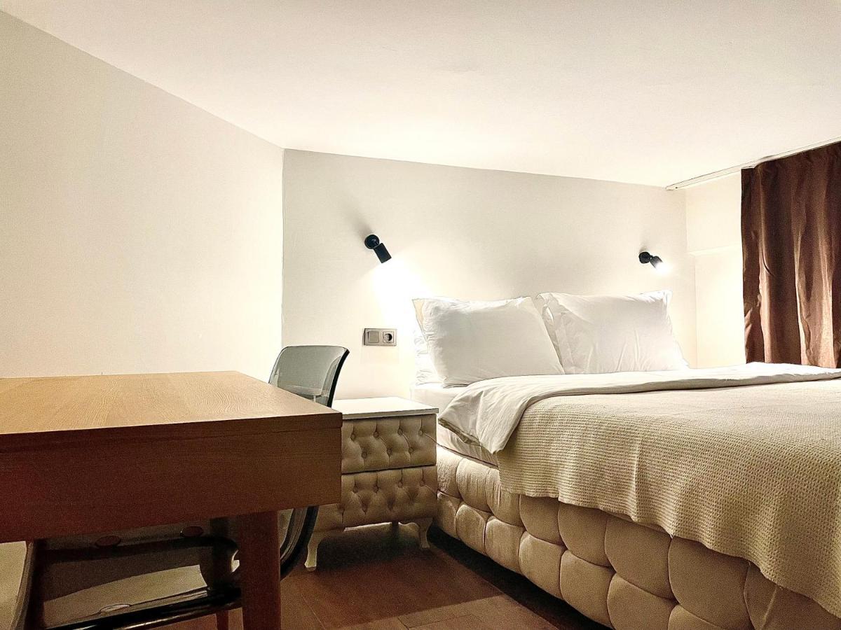 Mates Port Hotel 5*